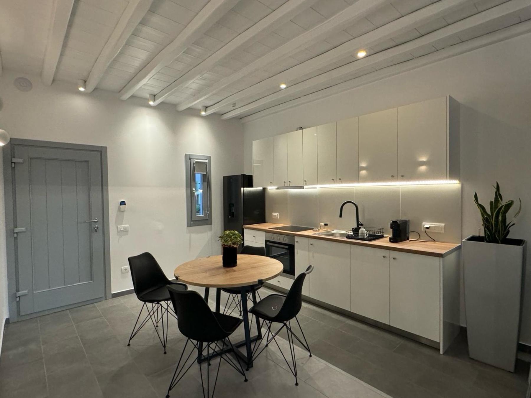 Almond Place Mykonos Town Exterior foto