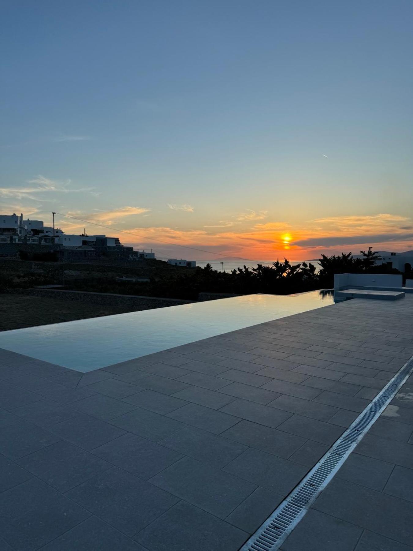 Almond Place Mykonos Town Exterior foto